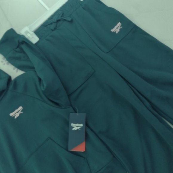 2 PCES SET REEBOK - Picture 5 of 7